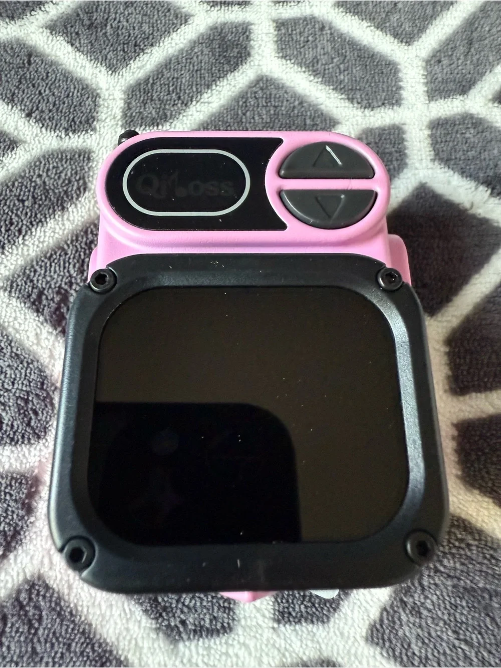 Pink Metal Bluetooth Speaker with Screen